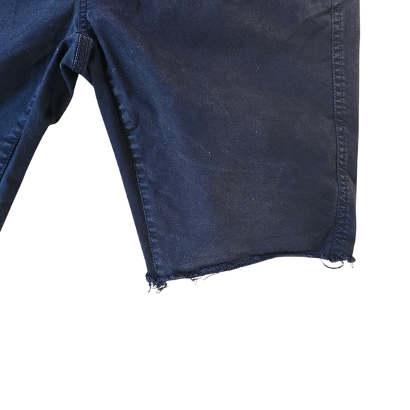 Guess Men's Size US 32 Black Denim Shorts - Picture 4 of 6